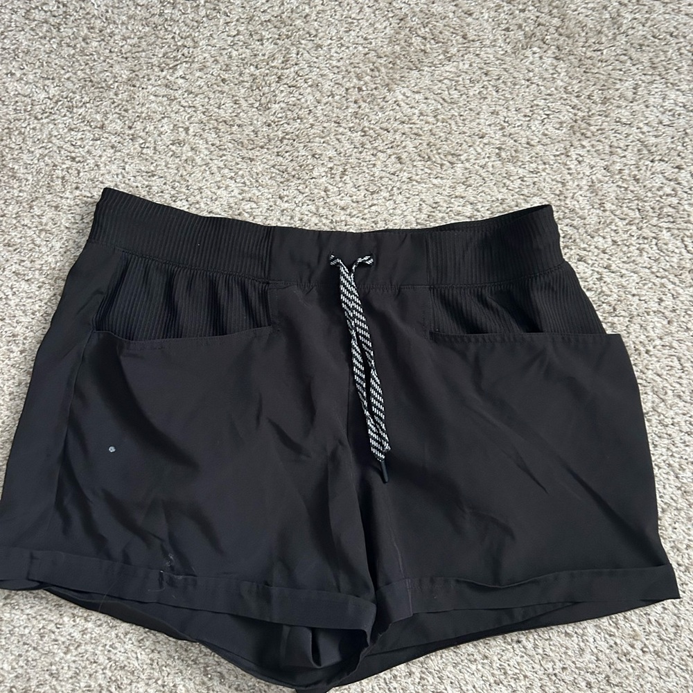 Size large black shorts